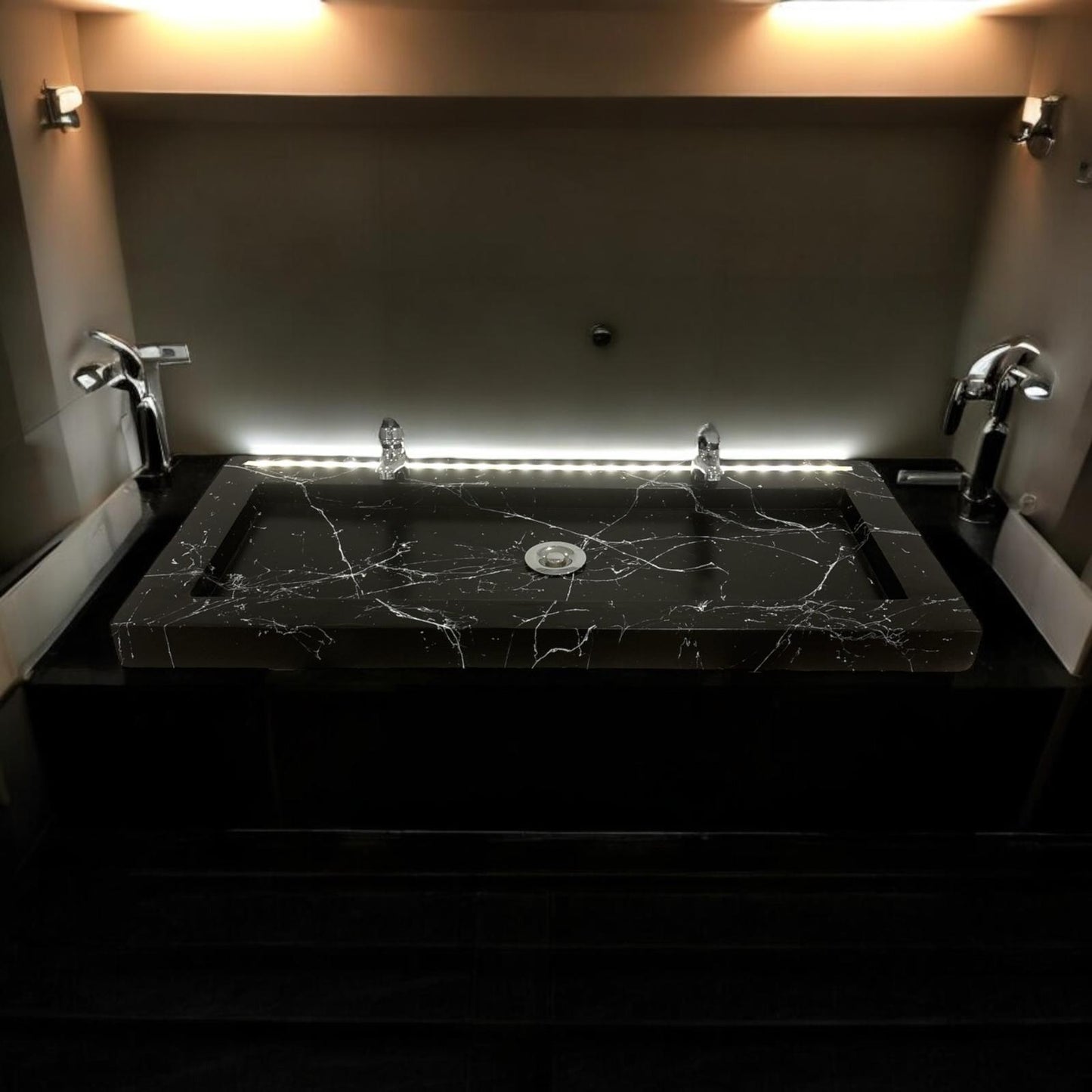 Plan Double Vasque en béton fibré cimenté noir effet marbre avec LED à capteur de mouvement double robinetterie, fabriquer artisanalement en France par Gakeal