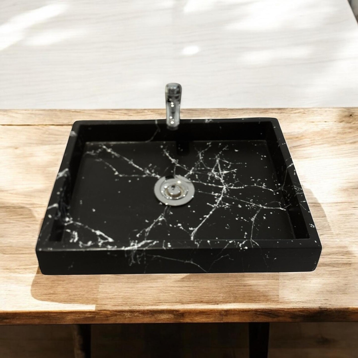 Vasque à poser rectangle en béton noir effet marbre 47x35x7 ,fabriqué artisanalement en France par Gakeal