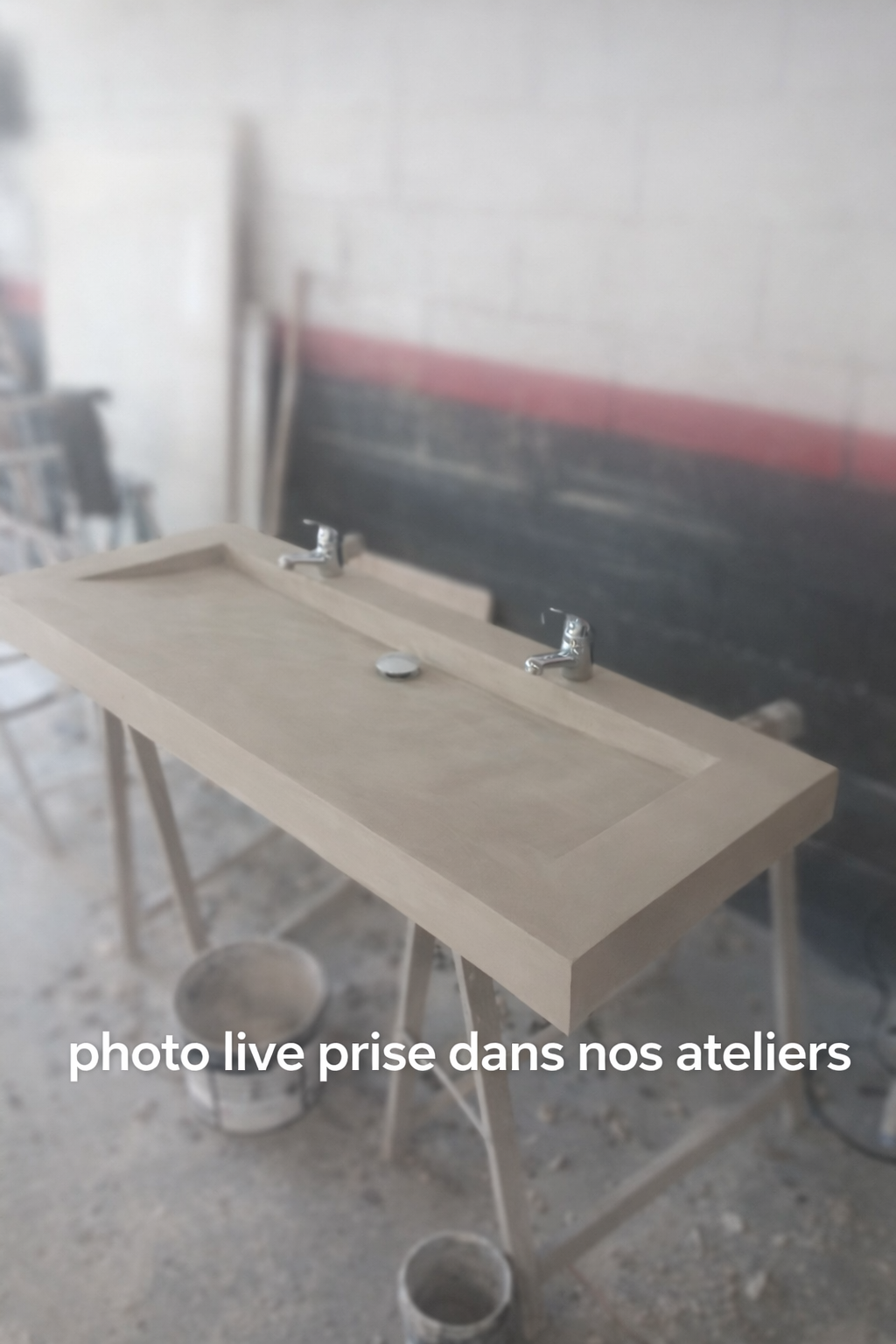 Plan double vasque beige – Édition Céleste en composite minéral armé – fabrication artisanale française Gakeal